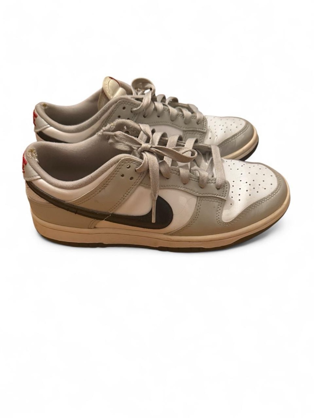 Nike Low-Top Sneakers in White, Gray, Black